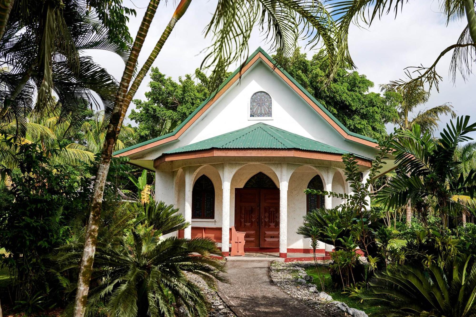 Sheraton Samoa Beach Resort Mulifanua Kültér fotó