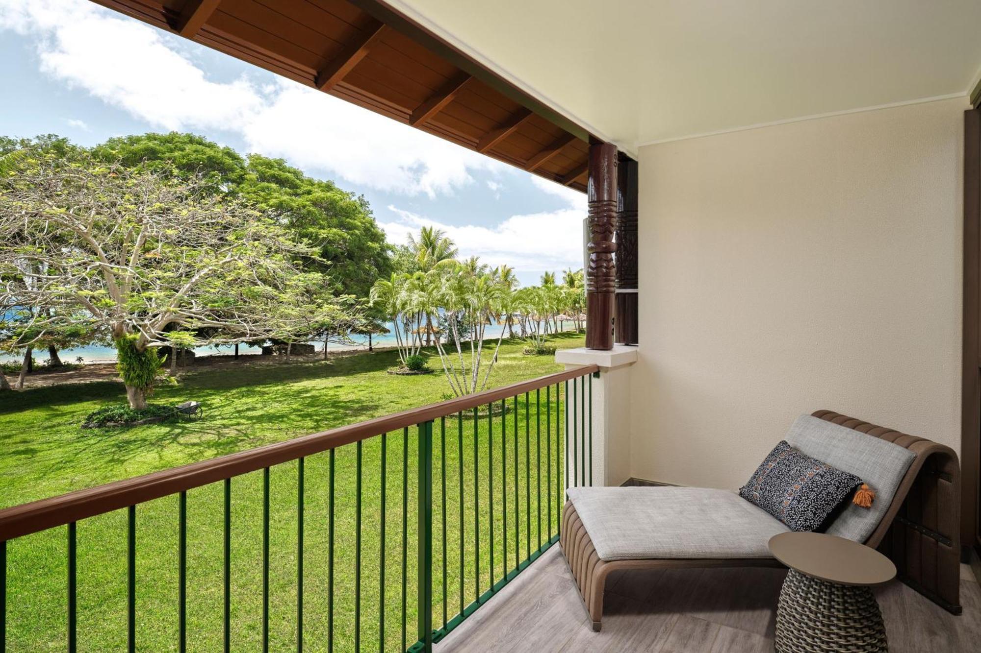 Sheraton Samoa Beach Resort Mulifanua Kültér fotó