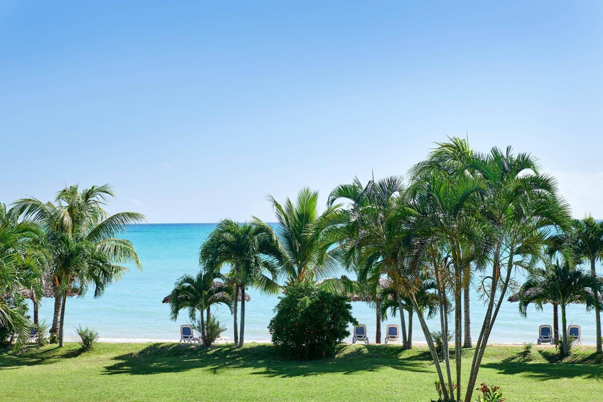 Sheraton Samoa Beach Resort Mulifanua Kültér fotó