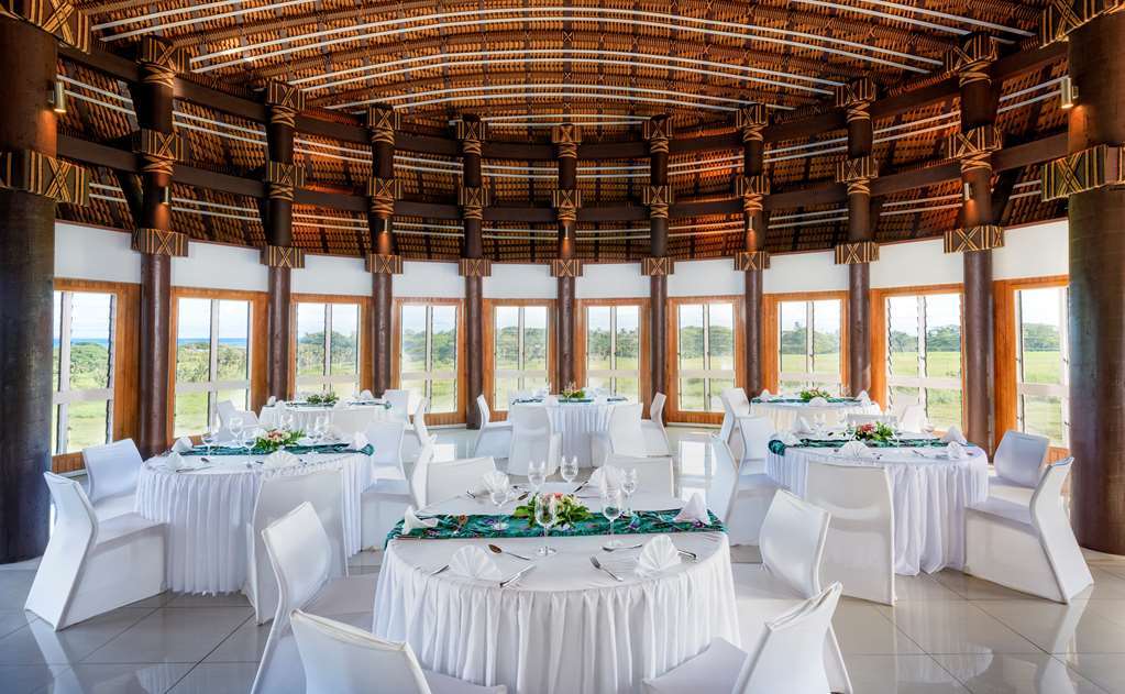 Sheraton Samoa Beach Resort Mulifanua Kültér fotó